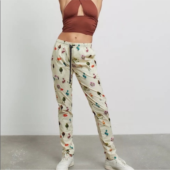 NWT Urban Outfitters SKIDZ Drawstring Pant - Picture 1 of 4